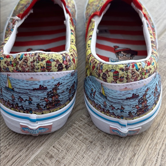 Vans Where’s Waldo Colorful Graphic Slip-On Loafers size 10 new main image 6